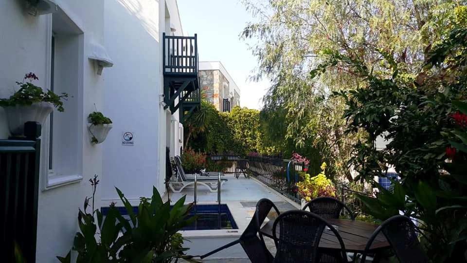 Emelce Apart Bodrum Eksteriør billede